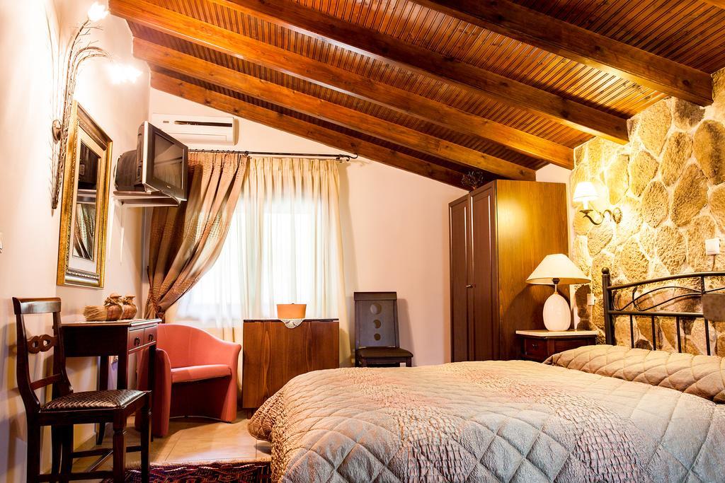 Militsa Guesthouse Naousa  Ruang foto