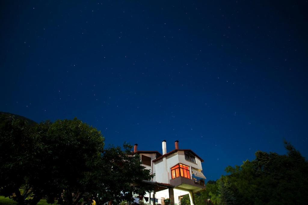 Militsa Guesthouse Naousa  Bagian luar foto
